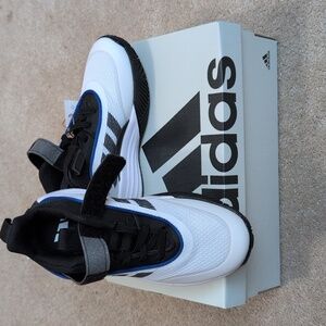 Adidas Own The Game 3.0 Youth/kidsBasketball Shoes White Sport Sneakers Size 13K